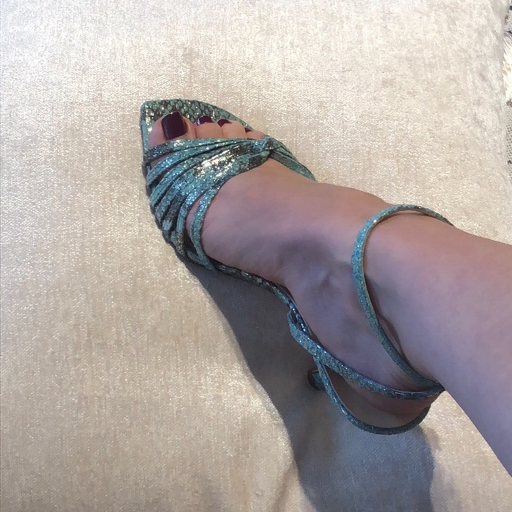 KATE SPADE ♠️ Shimmery Ankle Strap Heel **RARE** - Picture 7 of 7